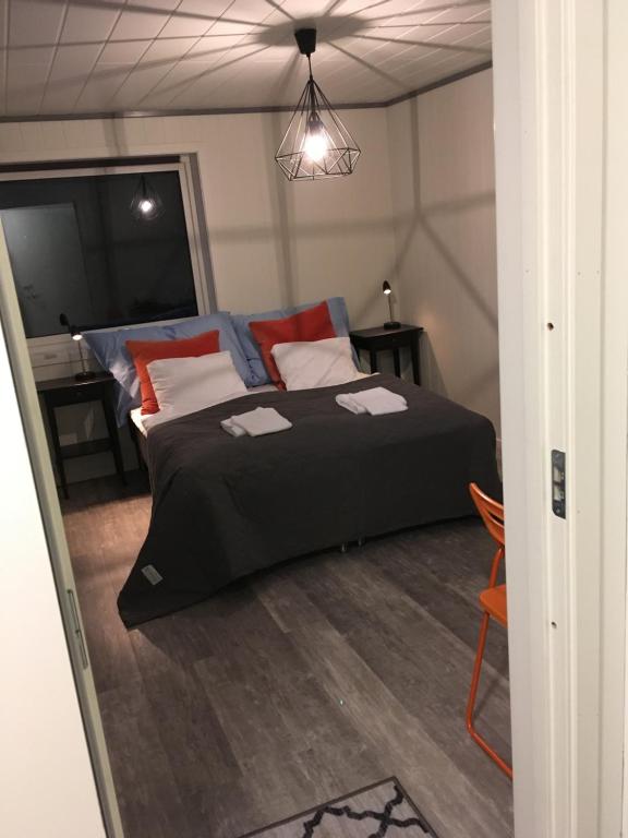 Двухместный (Небольшой двухместный номер с 1 кроватью и собственной ванной комнатой) отеля Lofoten Bed & Breakfast Reine - Rooms & Apartments, Рейне