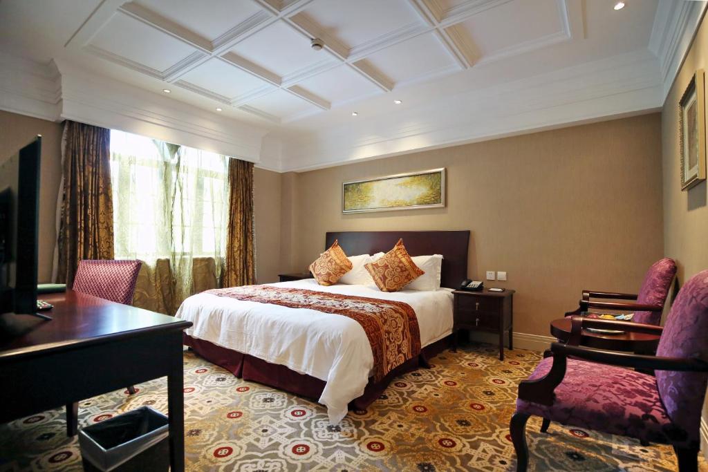 Двухместный (Superior Double or Twin Room(Genius)(Include One Breakfast)), Shanghai Hengshan Moller Villa Hotel