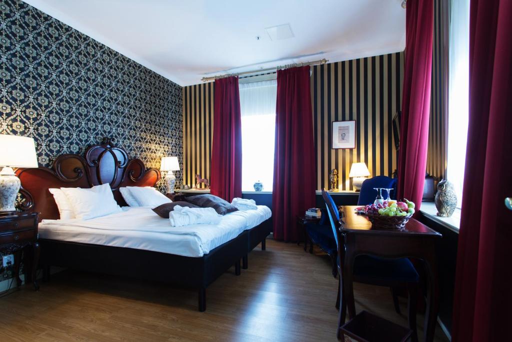 Двухместный (Двухместный номер с 2 отдельными кроватями) отеля Best Western Hotel Gamla Teatern, Эстерсунд