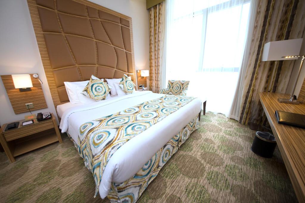 Двухместный (Стандартный двухместный номер с 2 отдельными кроватями) отеля Best Western Plus Pearl Creek Hotel, Дубай
