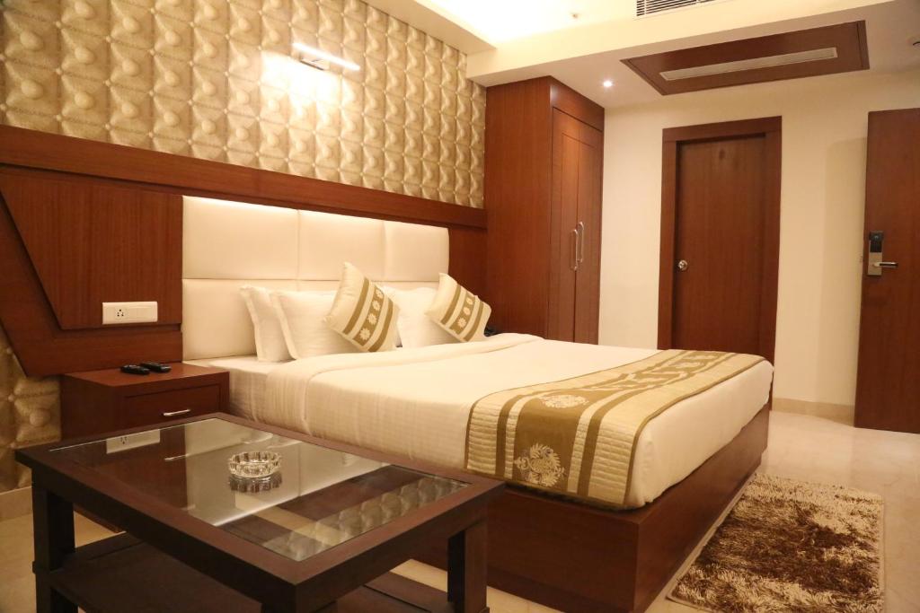 Двухместный (Двухместный номер Делюкс с 1 кроватью) отеля Hotel Varanasi Inn, Варанаси