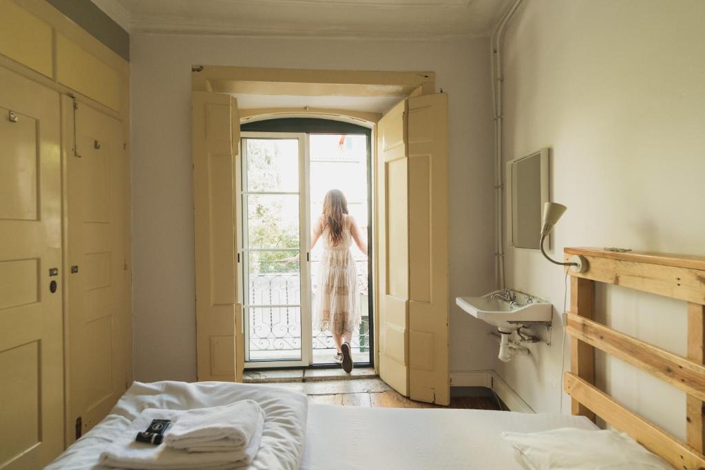 Двухместный (Двухместный номер с 1 кроватью и общей ванной комнатой) хостела Hub New Lisbon Hostel, Лиссабон