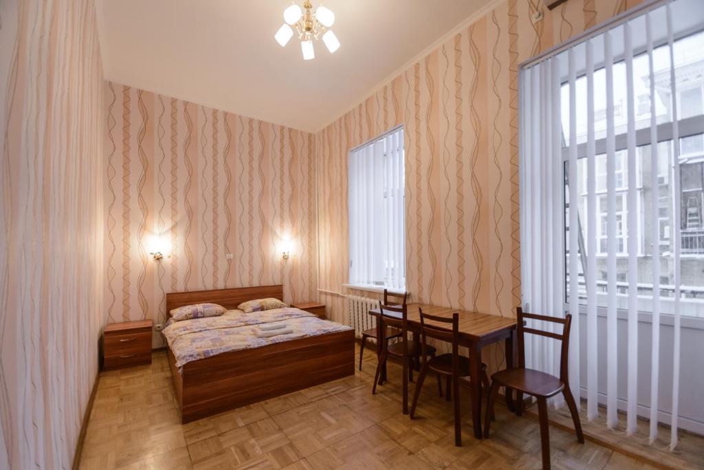 Апартаменты KievAccommodation Studio Apartment on st. Gorkogo, Киев