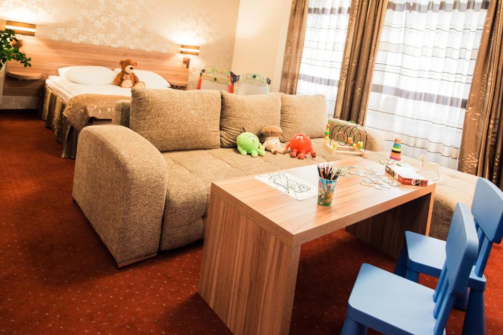 Двухместный (Семейный номер (для 2 взрослых и 2 детей)) отеля Duet Hotel, Вроцлав