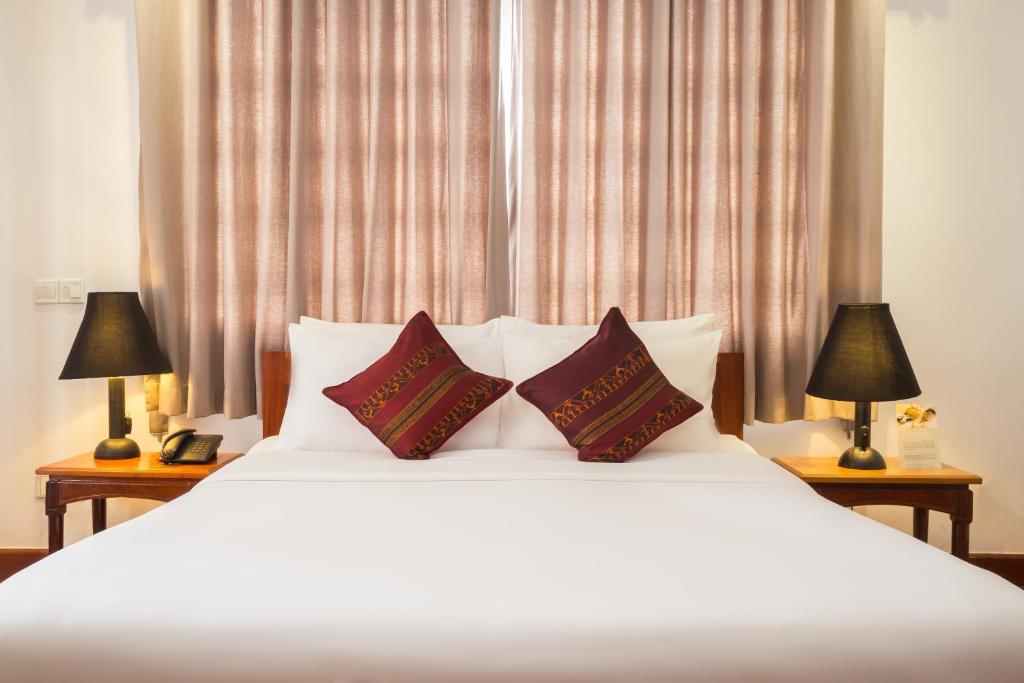 Двухместный (Super Deluxe Double Room with Balcony- Free Pick Up), Apsara Centrepole Hotel