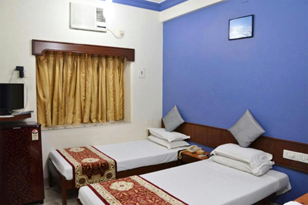 Двухместный (Двухместный номер эконом-класса с 1 кроватью) отеля Hotel Mogul Palace, Мумбай