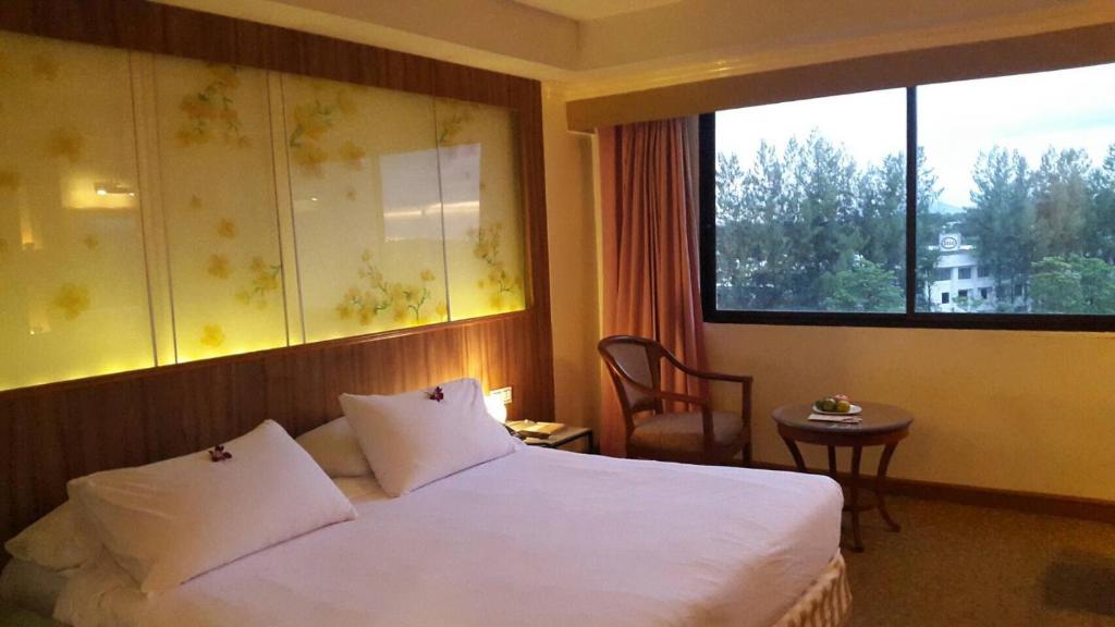 Двухместный (Стандартный двухместный номер с 1 кроватью) отеля Ploy Palace Hotel, Мукдахан
