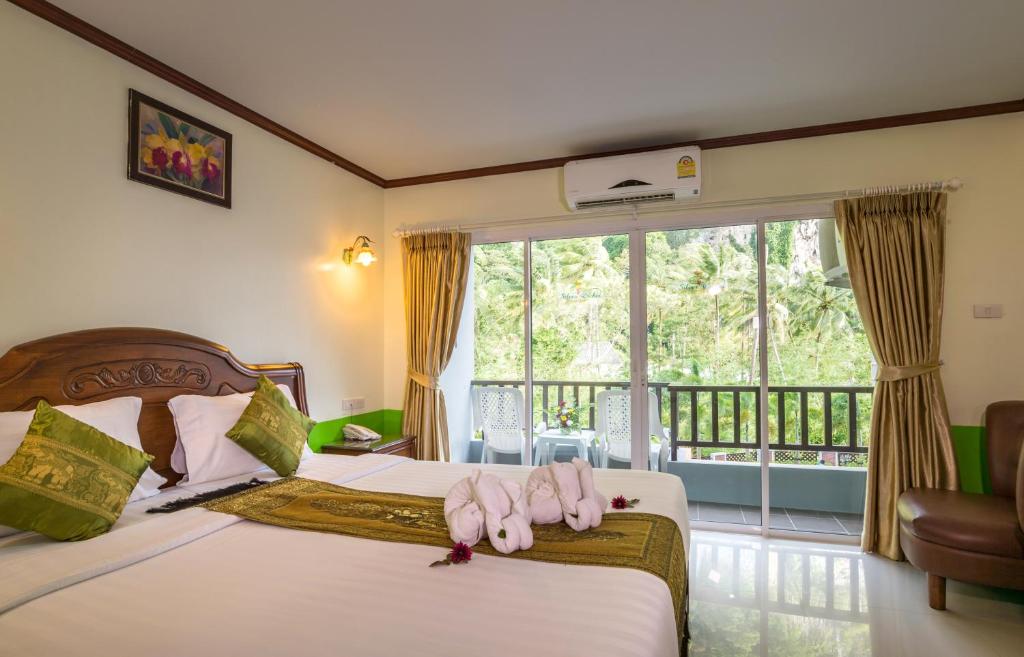 Двухместный (Двухместный номер Делюкс с 1 кроватью) отеля Aonang Silver Orchid Resort, Краби