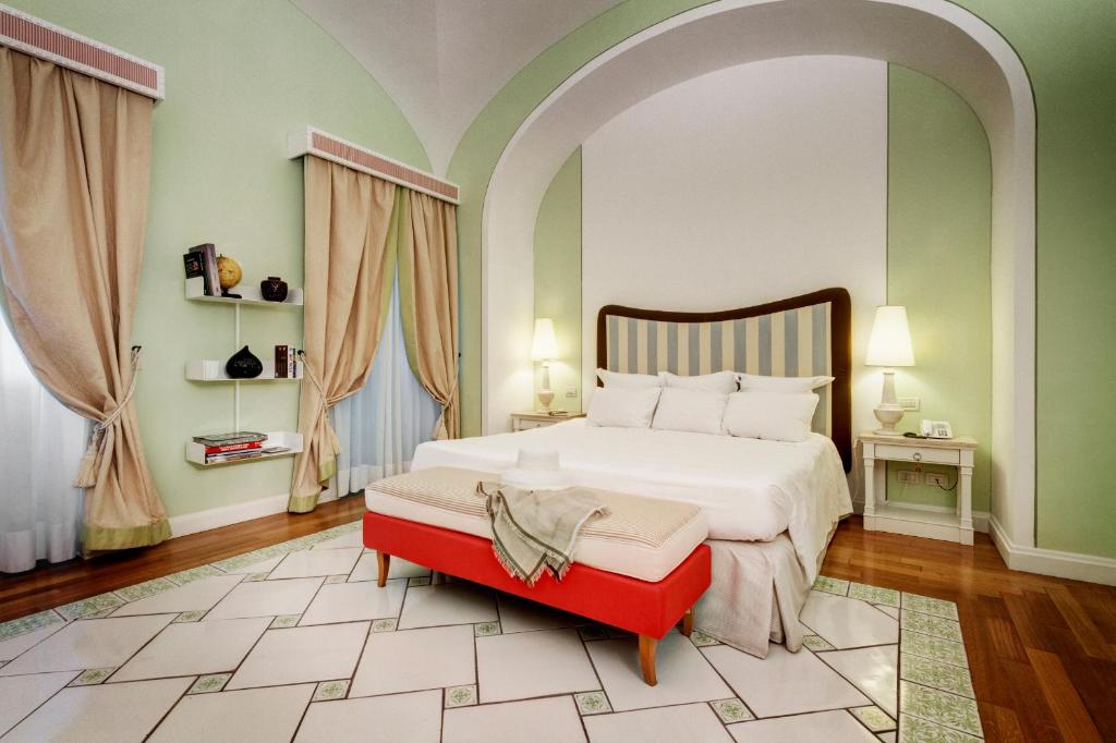 Сьюит (Полулюкс с видом на город), Capri Tiberio Palace