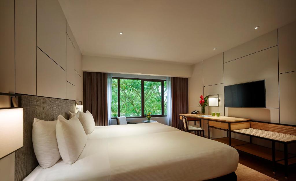 Двухместный (Улучшенный номер) курортного отеля PARKROYAL Penang Resort, Пенанг