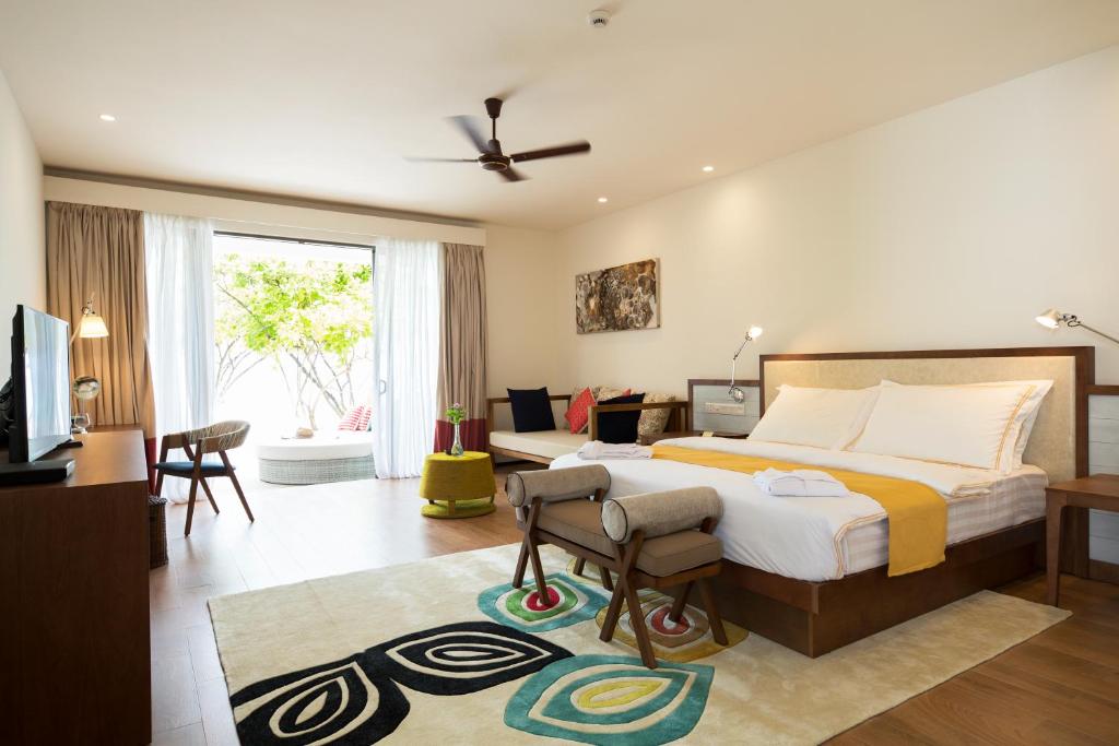 Двухместный (Двухместный номер с 1 кроватью и террасой, вид на море) курортного отеля Robinson Club Noonu, Оривару