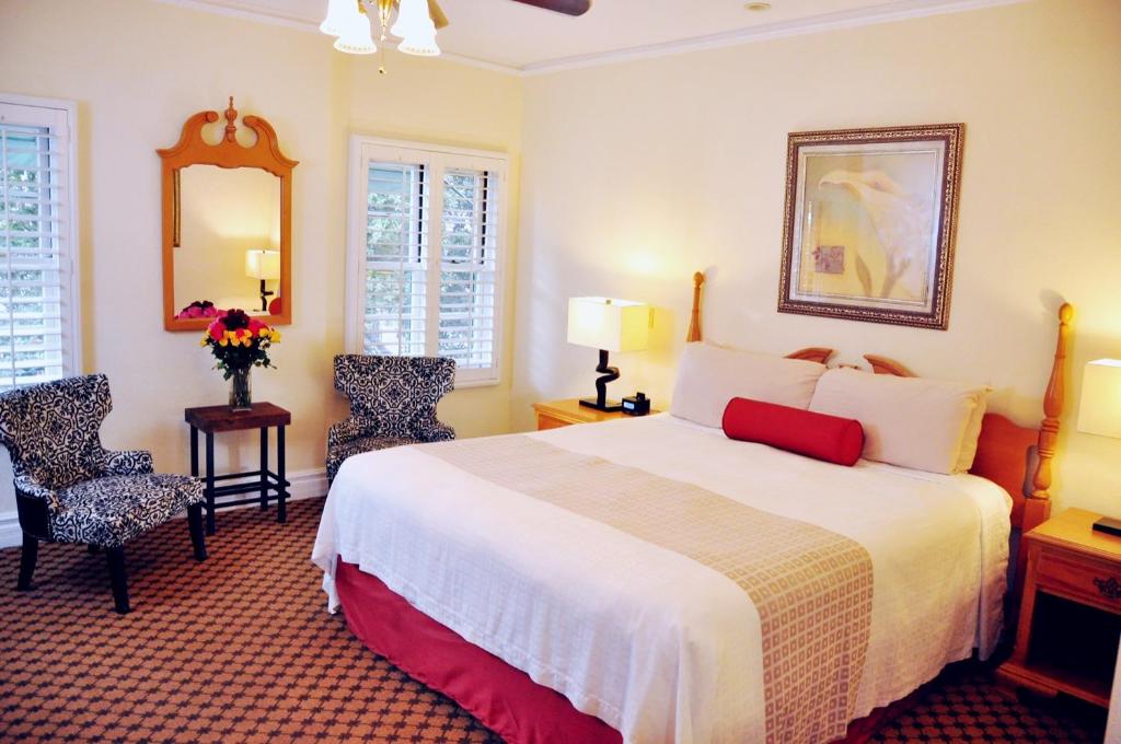 Двухместный (Номер с кроватью размера king-size – Подходит для гостей с ограниченными физическими возможностями) отеля The Eagle Inn, Санта-Барбара