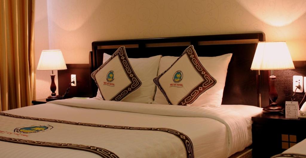Двухместный (Улучшенный двухместный номер с 1 кроватью) отеля Viet Uc Hotel, Бенче
