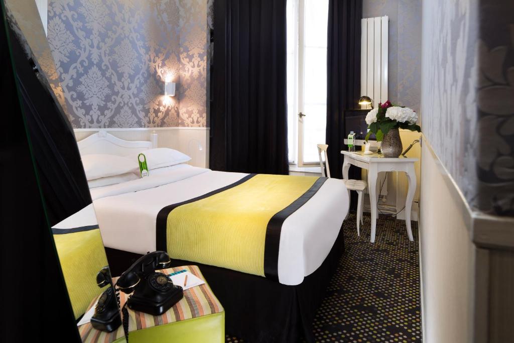 Двухместный (Улучшенный дизайн-номер) отеля Hotel Design Sorbonne, Париж