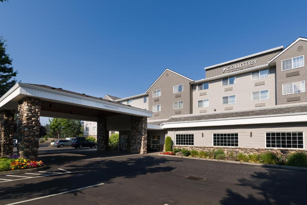 Country Inn & Suites by Radisson, Portland International Airport, OR