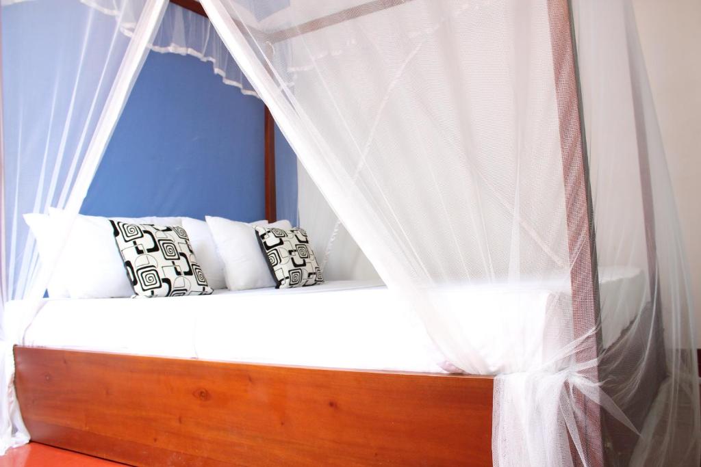 Двухместный (Стандартный двухместный номер с 1 кроватью) гостевого дома Surasa Beach Resort, Велигама