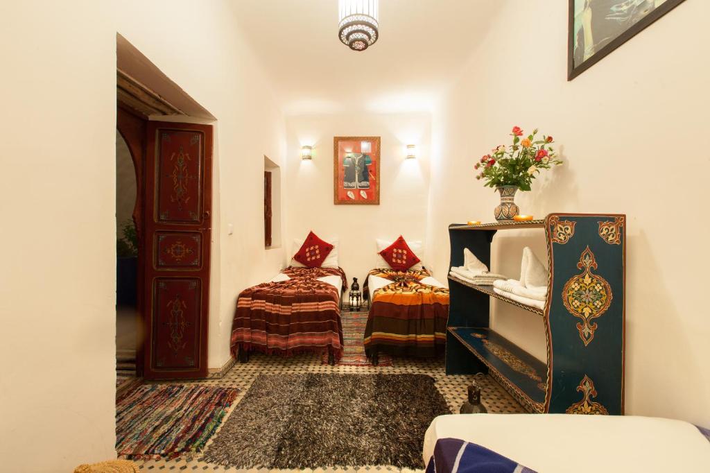 Четырехместный (Стандартный четырехместный номер), Riad Ben Saleh