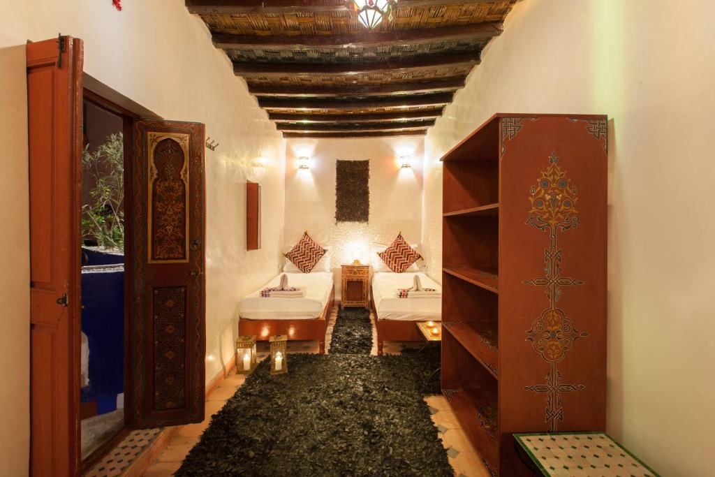 Номер (Общий номер с 5 односпальными кроватями), Riad Ben Saleh