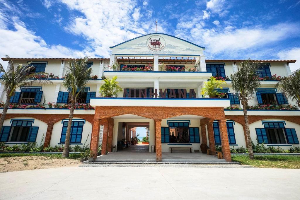 Vietnam Backpacker Hostels - Ninhvana, Нячанг