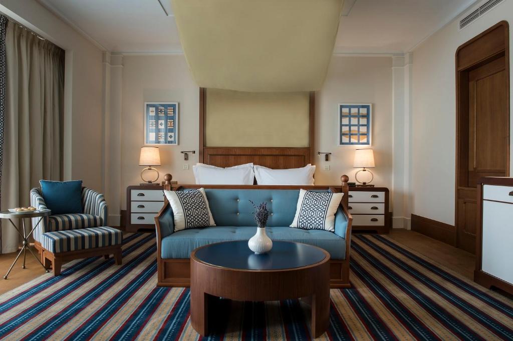 Двухместный (Номер Делюкс Venezia с 1 кроватью размера «king-size») отеля Regent Porto Montenegro, Тиват