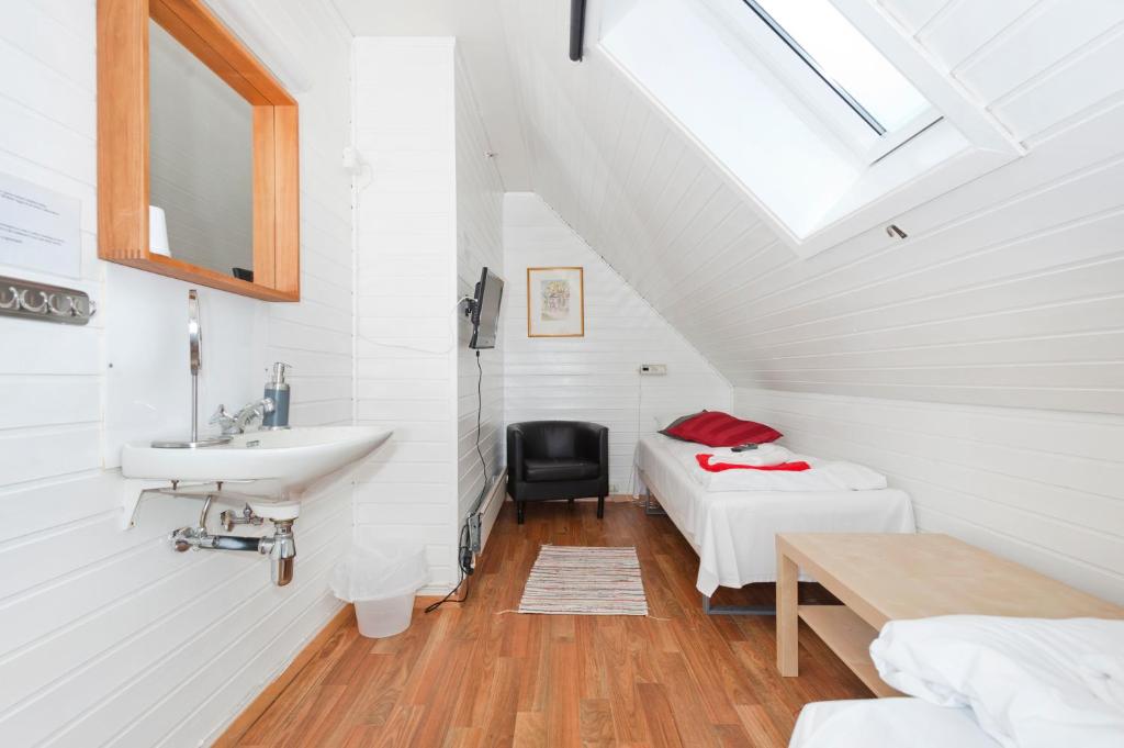Двухместный (Двухместный номер с 2 отдельными кроватями и общей ванной комнатой) отеля Stavanger Bed & Breakfast, Ставангер