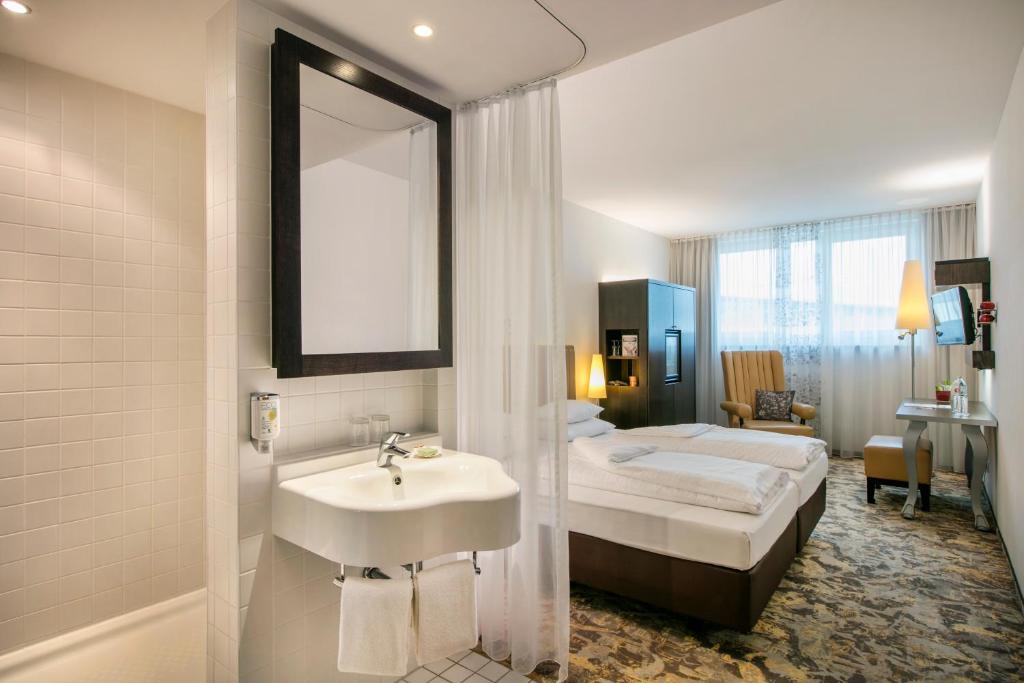 Двухместный (Двухместный номер «Комфорт» с 1 кроватью или 2 отдельными кроватями) отеля ARCOTEL Camino, Штутгарт