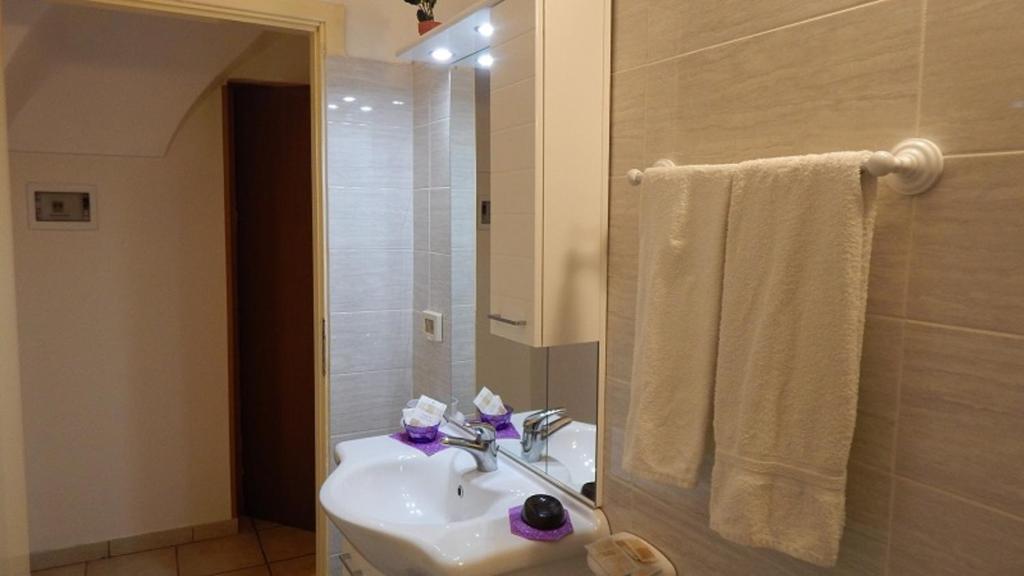 Двухместный (Двухместный номер с 1 кроватью (для 1 взрослого)) гостевого дома Albatro Rooms, Катания