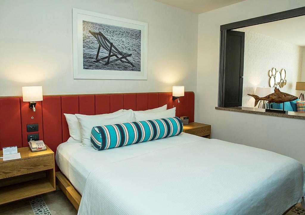 Апартаменты (Номер Делюкс с 1 спальней) отеля Cabo Villas Beach Resort & Spa, Кабо-Сан-Лукас