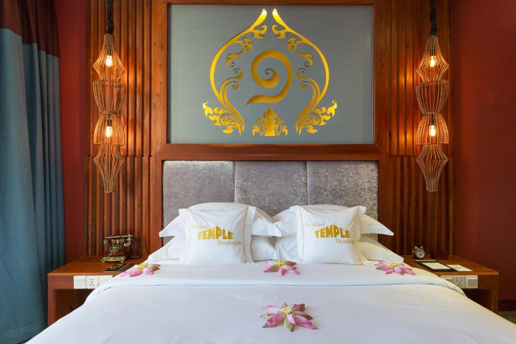 Сьюит (Luxury Suite with Bathtub - Private Balcony City View- Free Round trip airport transfers), Golden Temple Boutique