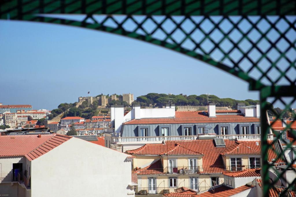 Апартаменты (Апартаменты в пентхаусе), Lisbon Colours Bairro Alto Apartments