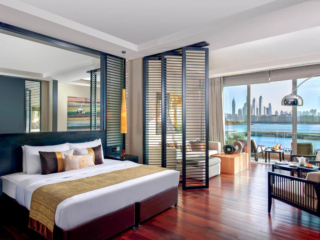 Двухместный (Номер «Премиум» с видом на море) курортного отеля Rixos The Palm Dubai, Дубай