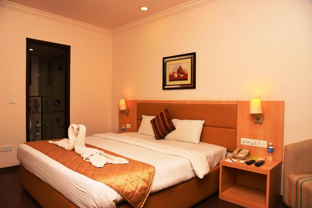 Сьюит (Представительский люкс), Royal Orchid Suites Whitefield Bangalore