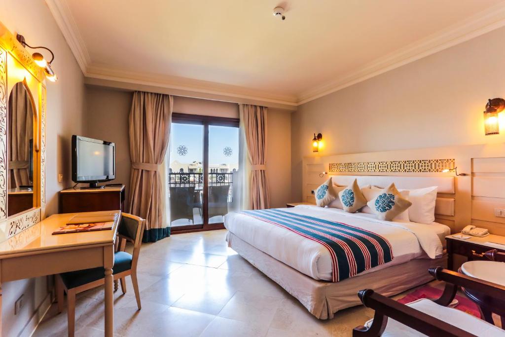 Семейный (Семейный люкс — Только для граждан и резидентов Египта) курортного отеля Sunrise Arabian Beach Resort, Шарм-эль-Шейх
