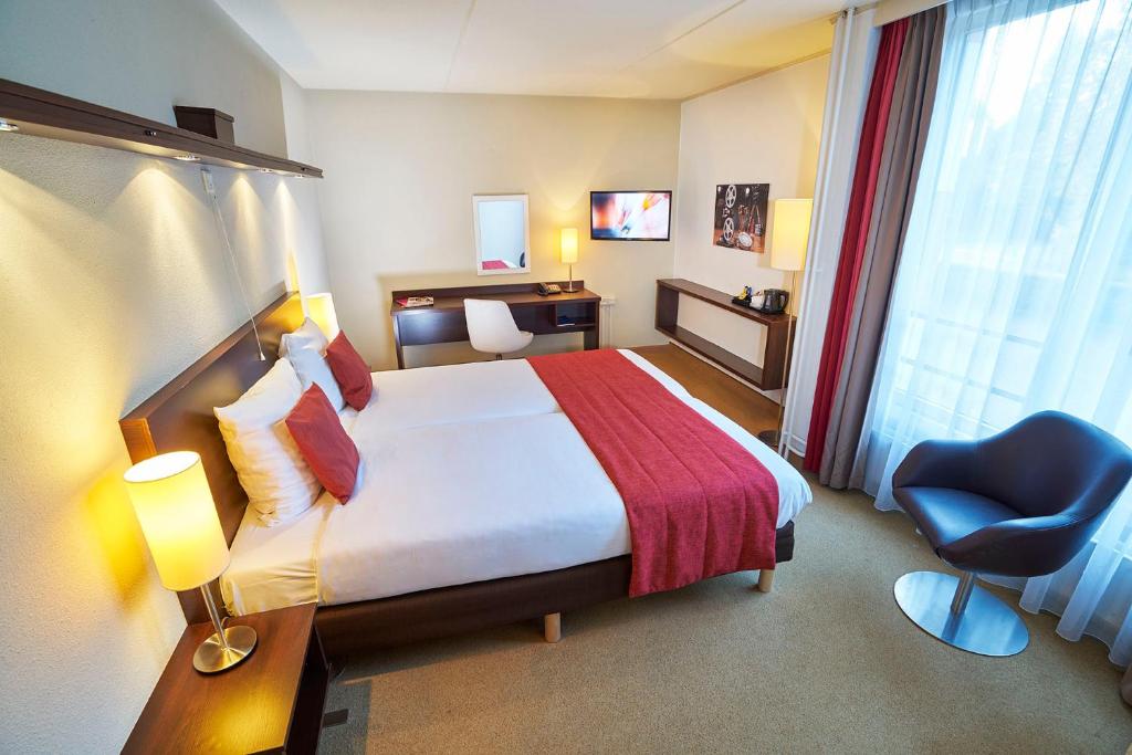 Двухместный (Стандартный двухместный номер с 2 отдельными кроватями) отеля Tulip Inn Media Park Hilversum, Утрехт