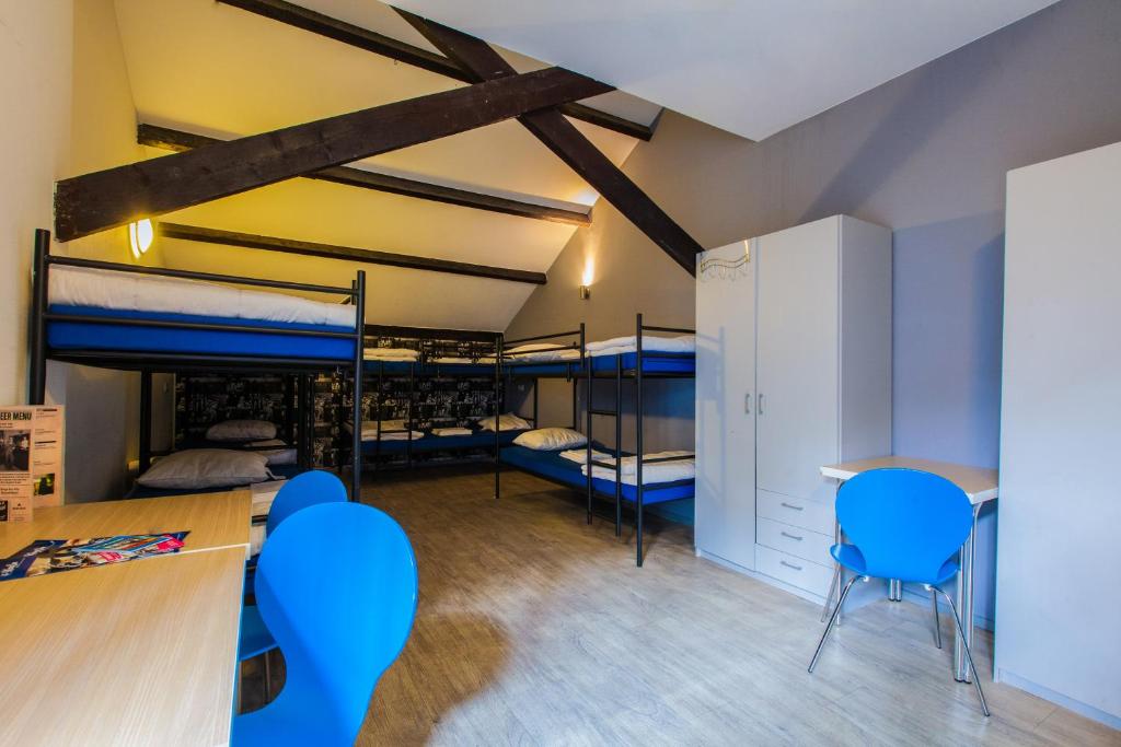 Номер (Кровать в общем 9-местом номере для мужчин и женщин) хостела Kings Inn City Hostel & Hotel Alkmaar, Амстердам