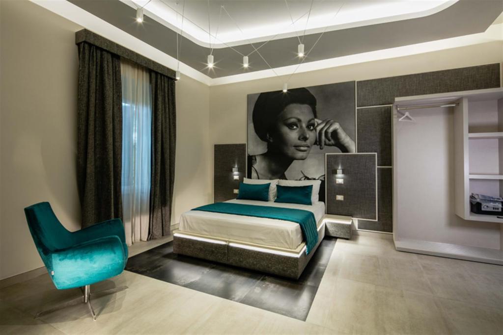 Двухместный (Улучшенный двухместный номер с 1 кроватью), Via Veneto Luxury Suites