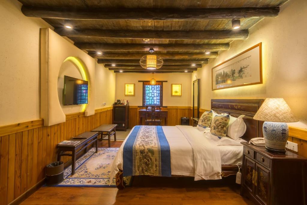 Двухместный (Стандартный двухместный номер с 1 кроватью), Yangshuo Ancient Garden Boutique Hotel