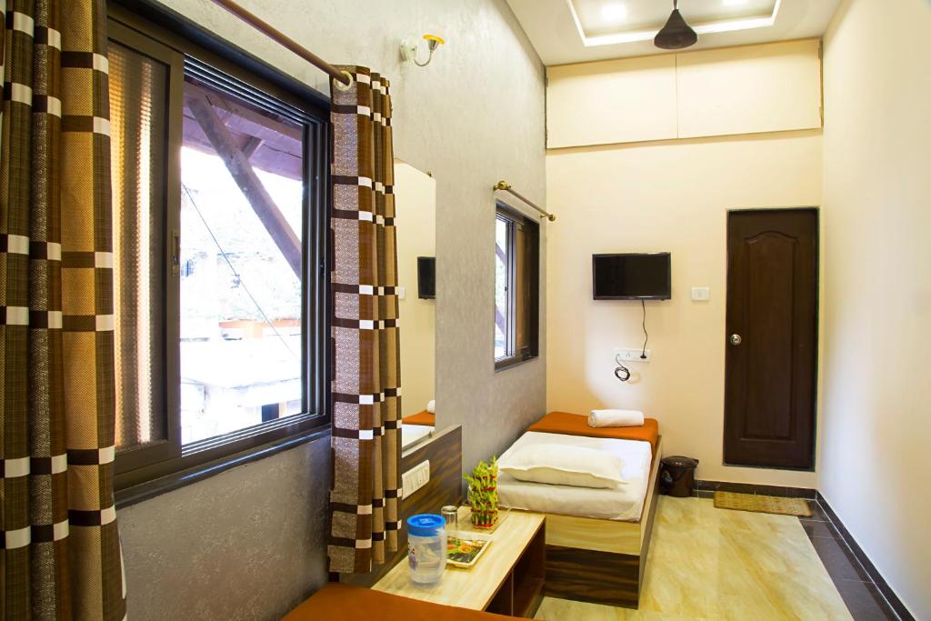 Двухместный (Двухместный номер с 1 кроватью и собственной ванной комнатой) гостевого дома Welcome Guest House, Мумбай
