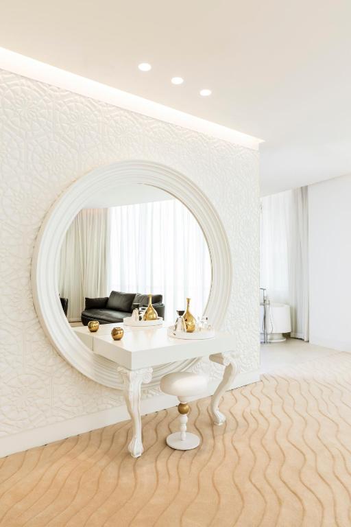 Сьюит (Суперлюкс с 2 спальнями) отеля Mondrian Doha, Доха