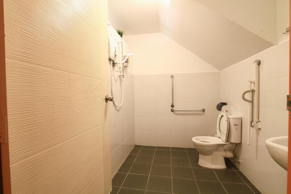 Четырехместный (Улучшенный четырехместный номер), Magpie Residence