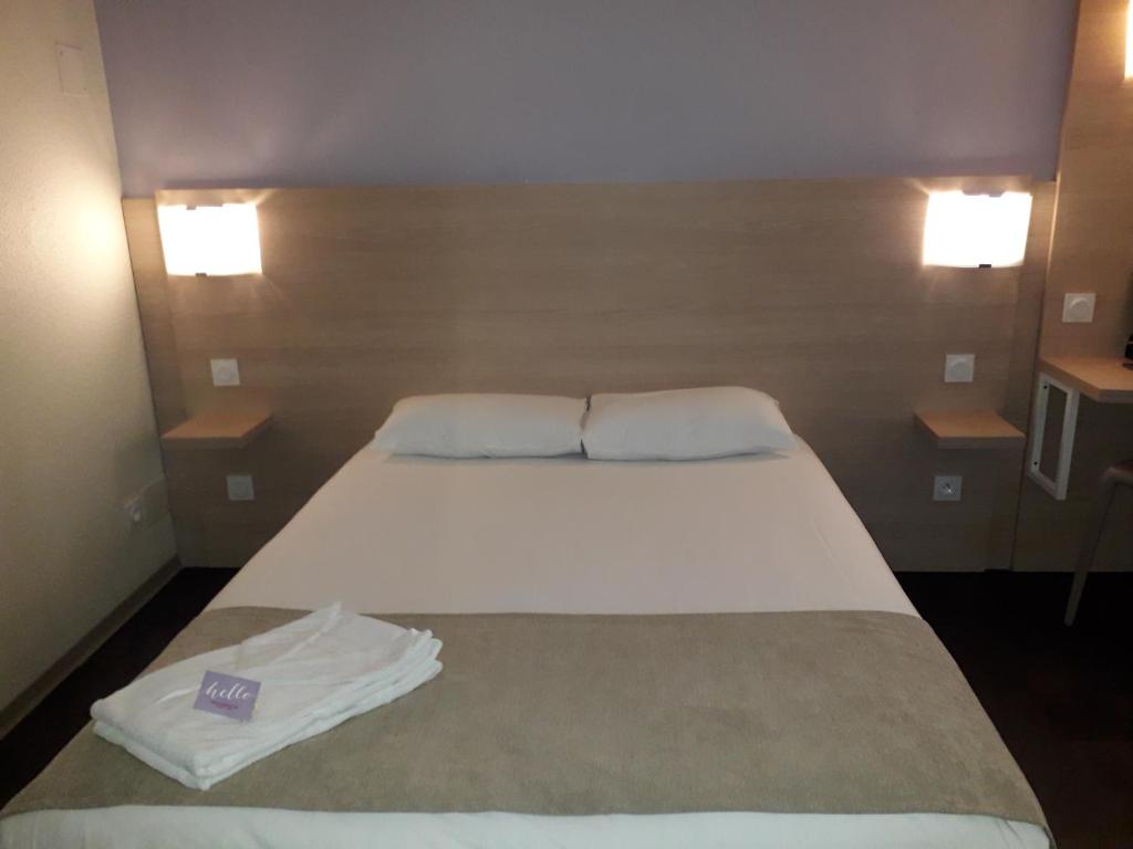 Двухместный (Классический двухместный номер с 1 кроватью) отеля Hotel Formule Club, Бордо