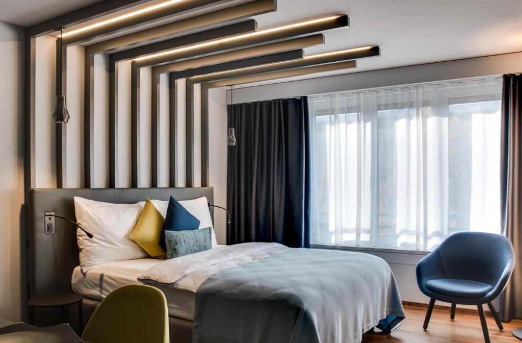 Двухместный (Улучшенный двухместный номер с 1 кроватью или 2 отдельными кроватями) отеля Parkhotel Zug, Цуг