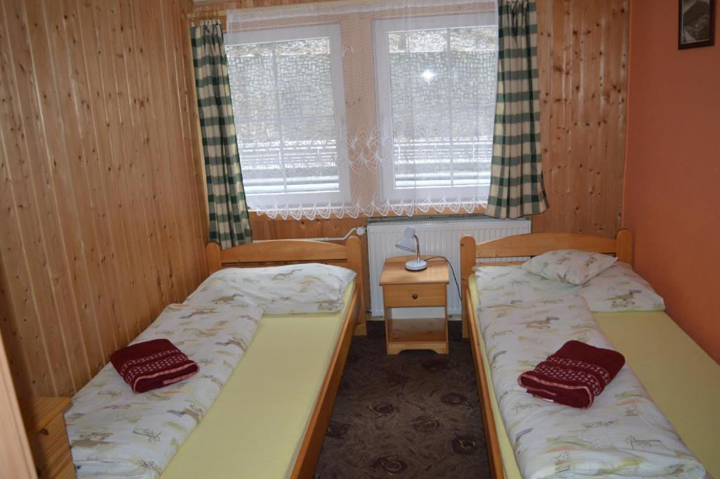 Двухместный (Двухместный номер с 1 кроватью или 2 отдельными кроватями, общая ванная комната) гостевого дома Certice, Пец под Снежкой