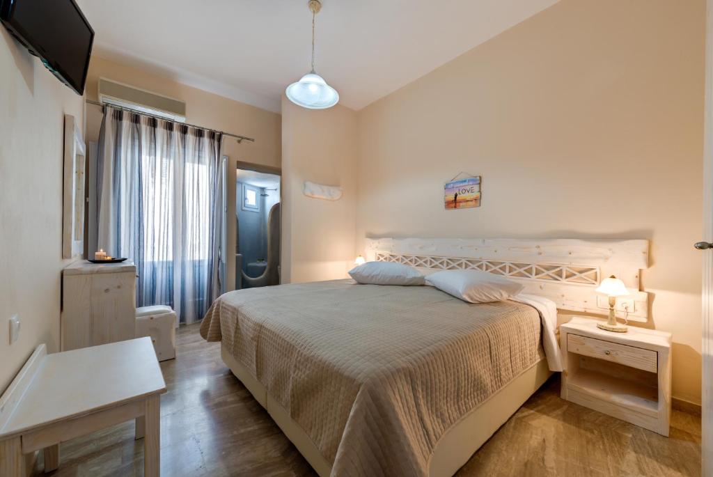 Двухместный (Двухместный номер Делюкс с 1 кроватью или 2 отдельными кроватями) апарт-отеля Villa Aegeon, Мегалохорион