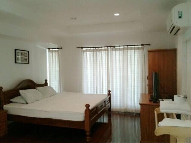 Двухместный (Двухместный номер Делюкс с 1 кроватью) курортного отеля Young Coconut Garden Home Resort, Ампхава