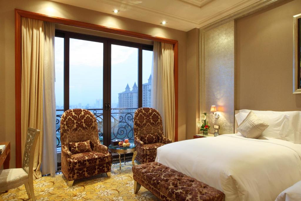 Двухместный (Номер Chateau Делюкс с кроватью размера «king-size»), Chateau Star River Pudong Shanghai