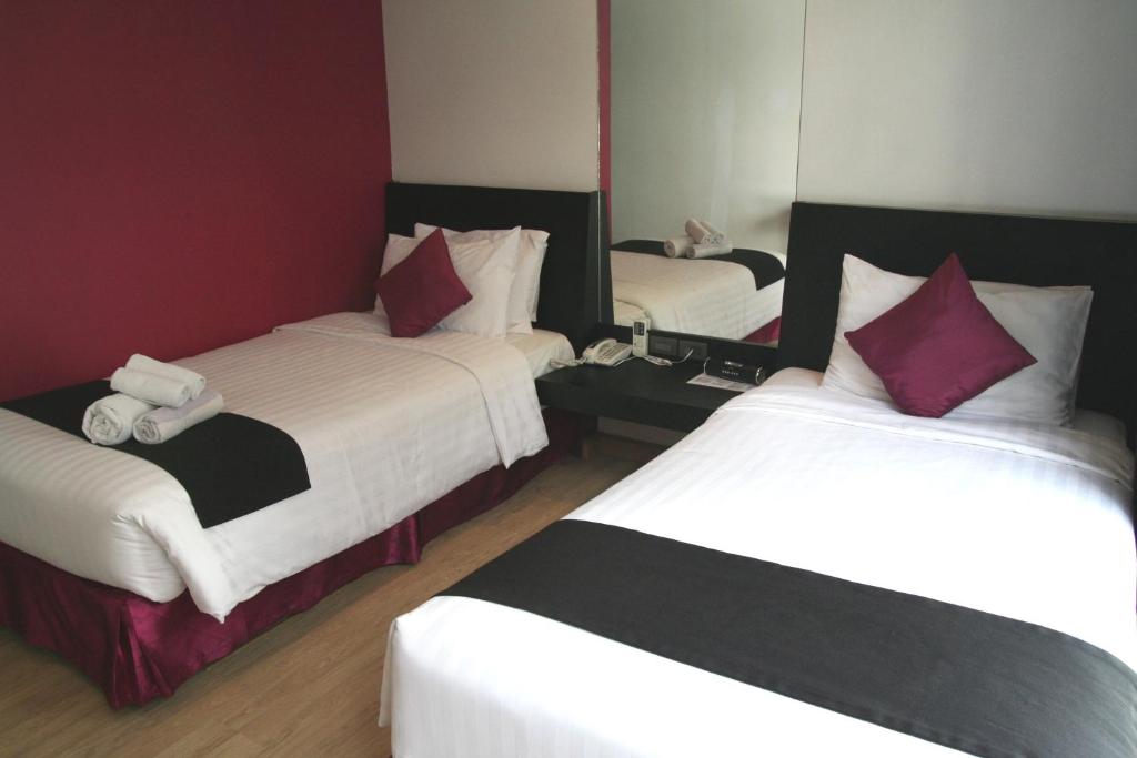 Двухместный (Двухместный номер Делюкс с 1 кроватью или 2 отдельными кроватями) отеля Grand Inn Hotel, Бангкок