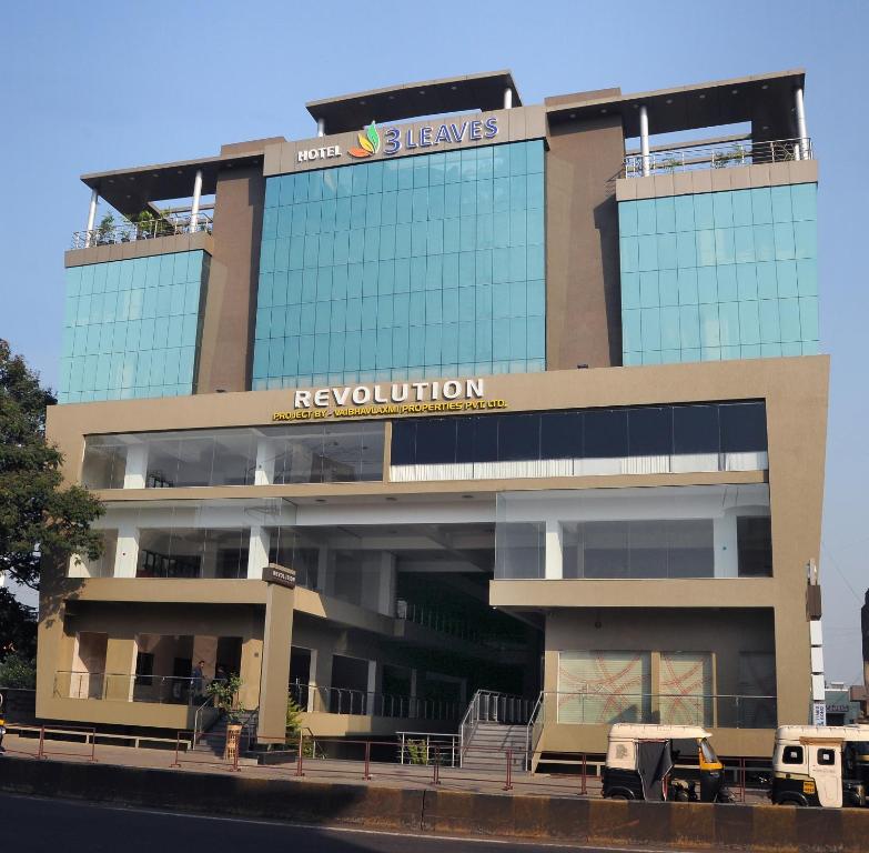Отель Hotel 3 Leaves, Колхапур