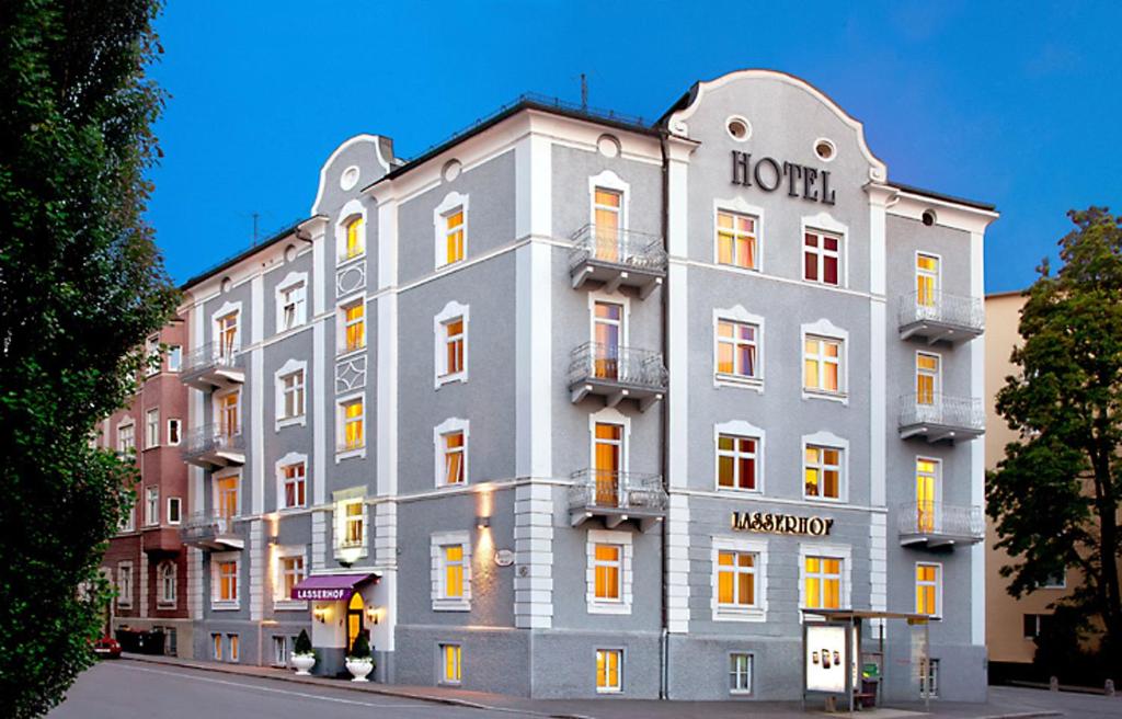 Трехместный (Трехместный номер) отеля Atel Hotel Lasserhof, Зальцбург