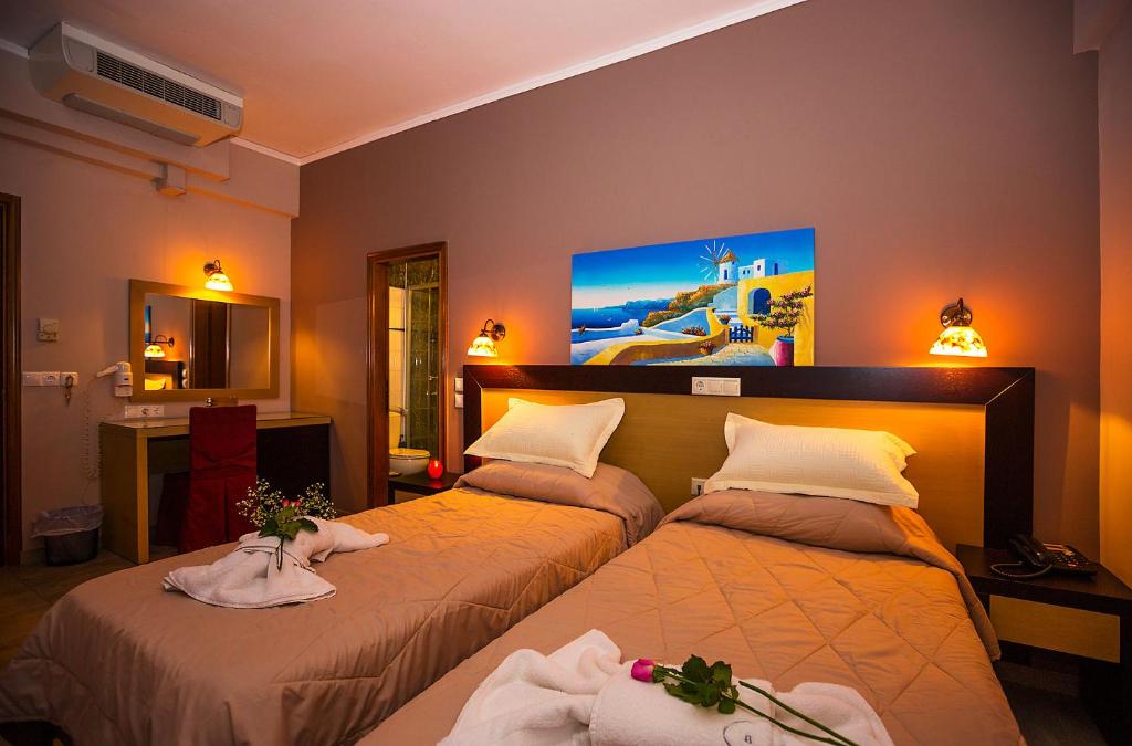 Двухместный (Двухместный номер с 1 кроватью или 2 отдельными кроватями, вид на город) отеля Kyparissia Beach Hotel, Кипарисия